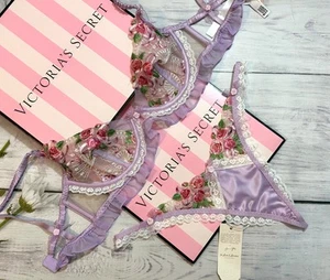 Victoria’s Secret For Love and Lemons Serenity Sujetador con aros Conjunto de Tanga Lila - Imagen 1 de 8