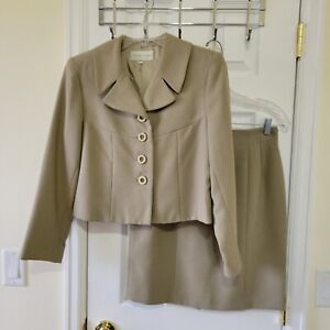 Casual Corner Petite 10P Skirt Suit Tan Longsleeve Big Buttons Lined AS IS