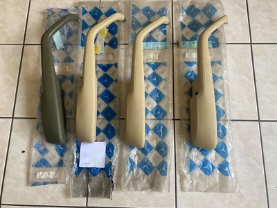 NUEVO NOS Mercedes W116 puerta del conductor puerta reposabrazos DERECHA Front Door reposabrazos DERECHO OEM Foto 1 de 4