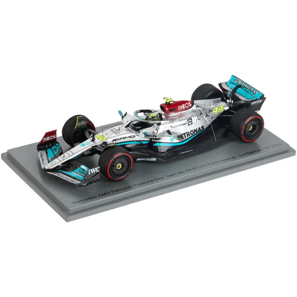 Spark 1/43 S8515 Mercedes-Amg Petronas F1 W13 Peformance 44 Bahrain Gp 2022