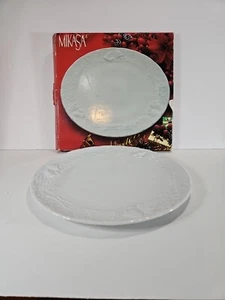Vintage Mikasa Festive Bells 13 Inch High Gloss White Porcelain W/ Box Excellent - Picture 1 of 16
