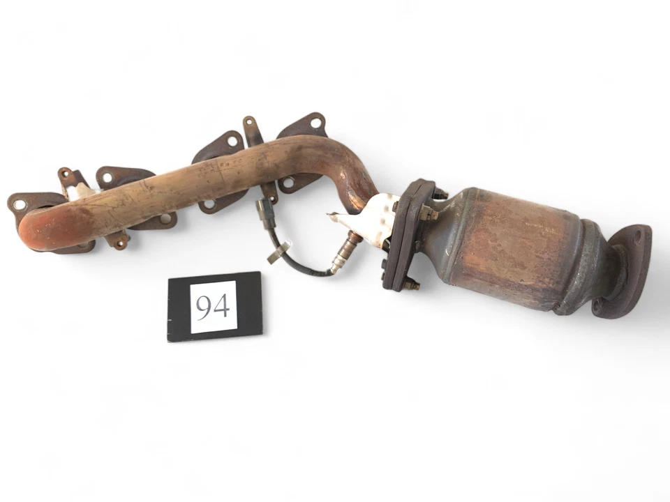 2005 LEXUS SC430 LEFT DRIVER SIDE EXHAUST MANIFOLD HEADER W/ CAT OEM 043 +++ #94 - Image 1 of 4