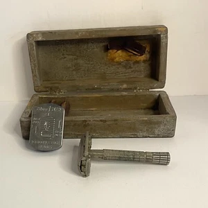 Vintage Gillett Razor Selling With Old Wooden Case Of Unknown Origin - Picture 1 of 13