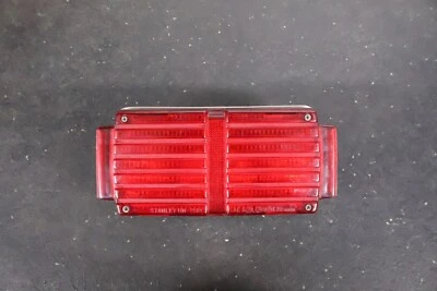 LUZ TRASERA LUZ FRENO TRASERO HONDA 1980-1983 GL1100 GL 1100 GOLDWING Foto 1 de 4