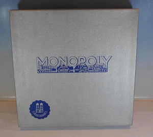 Schmidt Spiele Monopoly in früher silberner Box wunderschöner Zustand #006 - Bild 1 von 4