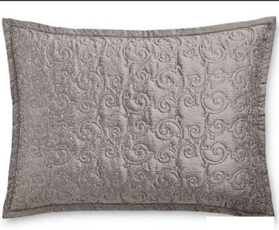 Hotel Collection Clásico Jacquard Repujado Acolchado KING SHAM GRIS - $135 Foto 1 de 3