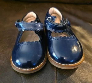 Elephantito US 4 Navy Blue Patent Leather Scalloped Mary Jane Shoes Size EU19 - Bild 1 von 7