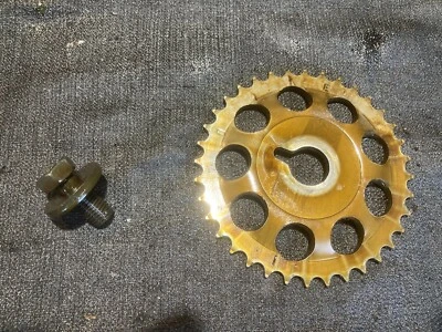 Árbol de levas de escape 12-19 Toyota Prius C 1,5 L 1NZFXE engranaje y pernos Foto 1 de 4