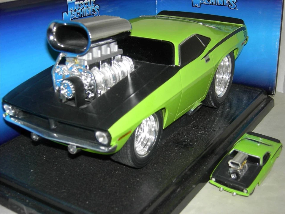 70 CUDA FROM BUILD IT KIT LITE GREEN 1/64 & 1/18 SCALE CARS  MUSC.MACH.MIB1:18 - Image 1 of 1