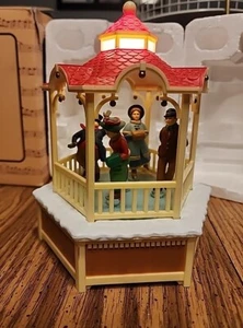 Enesco Music Box Gazebo Skaters Waltz - Picture 1 of 8