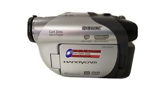 Sony Handycam DCR-DVD105 Compact DVD-RW Camcorder NO CHARGER/BATTERY
