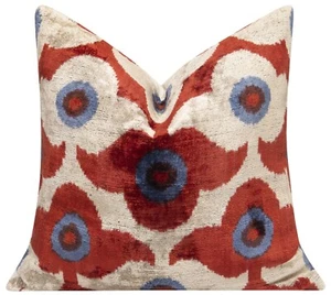 Almohada de terciopelo de seda de lujo - diseño floral rojo óxido, azul y marfil, 16x16 - Imagen 1 de 5