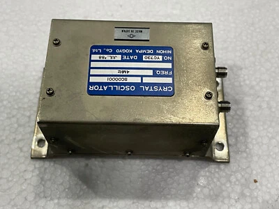 Crystal oscillator 4mhz  - Image 1 of 3