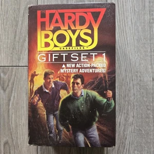 The HARDY BOYS Casefiles Serie Geschenkset Bücher 1, 2, 3, 4, 5 Taschenbuch VINTAGE - Bild 1 von 16