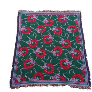 Vintage Leuchtfeuer Weihnachtskranz Überwurf Decke 60x50 gewebt rot grün Fransen Deko - Bild 1 von 3