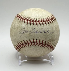 Joe Torre Autographed Baseball, Steiner Hologram & JSA COA - Picture 1 of 5