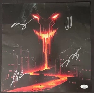 Inserto de álbum divisivo perturbado firmado por la banda 12 x 12 (JSA) - Imagen 1 de 8