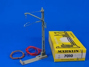 MARKLIN H0 - 7010 + 7020 - Catenary Power Feeder Mast (90)/ BOX - LN - Picture 1 of 2