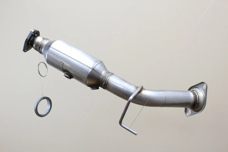 Convertidor catalítico Acura RSX 2002 2003 2004 2005 2006 2,0 L L L4 Foto 1 de 1