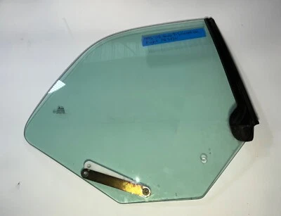Pre-Owned 1995-2003 SAAB 9-3 CONVERTIBLE PASSENGER SIDE REAR QUARTER GLASS Foto 1 de 4