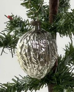 1614/25 1x alter Christbaumschmuck Weihnachtsschmuck Nuss - Picture 1 of 3