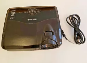 ViewSonic PJD5233 DLP Proiettore 2700 ANSI Lumen HDMI 1080p HD 120 Hz 3D-Ready - Foto 1 di 8