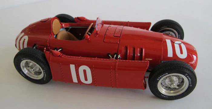Lancia D50 E. Castellotti 1955 #10 2nd Pau Grand Prix 1:18 Model 178 CMC - Immagine 1 di 1