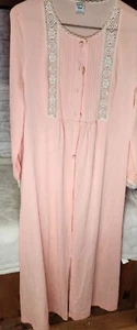 Vintage Robe Gaymode nylon 1960s chiffon peach lace trim button JC Penney Small - Picture 1 of 7