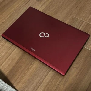 Fujitsu LIFEBOOK AH45/J Intel Core i3-3110M 2.40GHz HDD 750GB RAM 4GB 15.6-inch - Picture 1 of 4