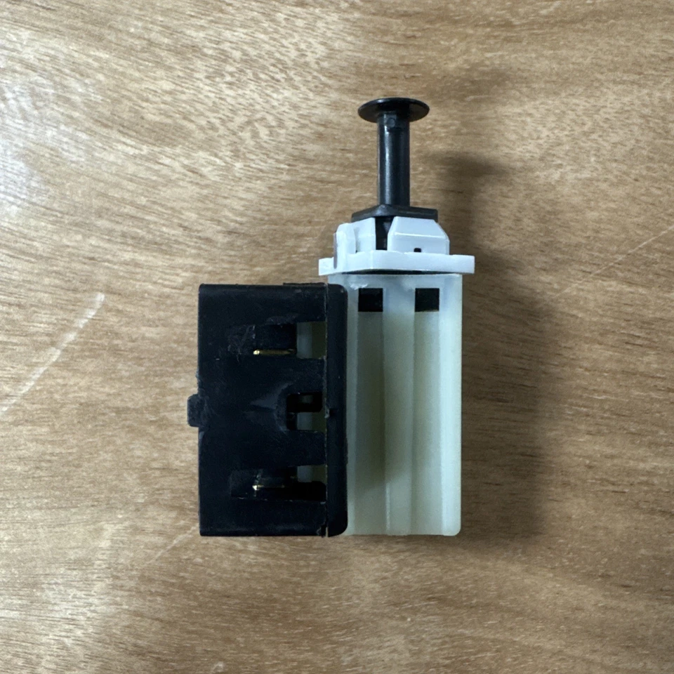 Mopar Stop Lamp Switch Jeep Compass Patriot 09-2017 Dodge Avenger 56054001AD OEM - Image 1 of 4