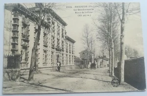 CPA 43 BRIOUDE la gendarmerie route de st flour - Imagen 1 de 2