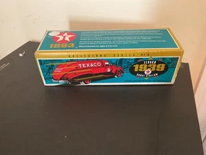 1993 ERTL Texaco 1939 Dodge Airflow Coin Bank 10° IN serie pressofusa - Foto 1 di 7