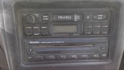 Equipo de audio radio receptor deportivo de 2 puertas compatible con 00-02 ISUZU RODEO 1119721 Foto 1 de 4