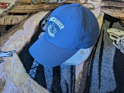 NHL Vancouver Canucks Strap back By Reebok NWOT - Image 1 of 4