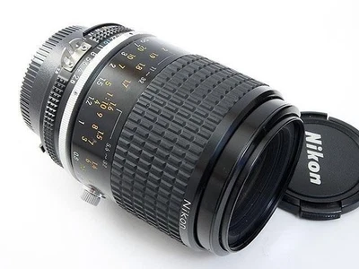 Nikon Ai-s Micro Nikkor 105mm F2.8 Telephoto Prime Lens Excellent from Japan - Image 1 of 3
