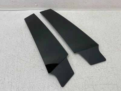 Juego de molduras de vidrio pilar B exterior izquierdo y derecho Tesla S 2012-2020 1408 OEM Foto 1 de 4