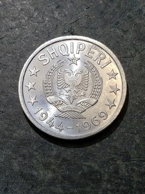 1969 ALBANIA 20 QINDARKA COIN  25 Year Commemorative UNCIRCULATED  - Image 1 of 2