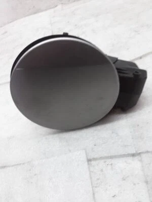 Puerta de llenado de gas combustible 1,5 L gris aire acondicionado Honda Fit N-17P 2010 Foto 1 de 4