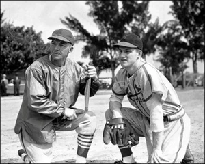 Stan Musial Billy Southworth Photo 8X10  St. Louis Cardinals 1942  FREE Shipping - Picture 1 of 4