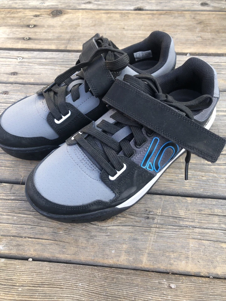 Adidas Five Ten Zapatos Hellcat Para Mujer Talla 7 Bicicleta de Montaña Atlética BC0800 Clips Foto 1 de 4