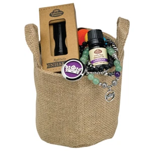 Lavendel Schmuck Geschenkkorb aus ätherischen Ölen von Fabulous Frannie - Bild 1 von 2