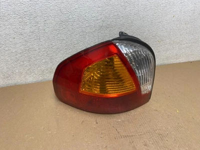 Luz trasera izquierda conductor Hyundai Santa Fe 2001-2004 P8180 DW Foto 1 de 4