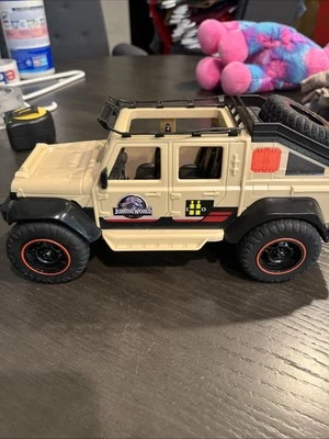 JEEP RC VEHICLE JURASSIC WORLD 2022 MATTEL GYD27 2.4GHZ Missing Remote - Image 1 of 4