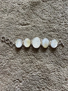 Art Deco Sterling MOP Cameo Victorian Grace Hibiscus flower bracelet Silver 925 - Picture 1 of 11