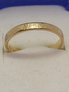 Vintage 9ct yellow Gold Band Size P, full uk Hallmarked London - Picture 1 of 15