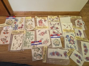 Lot Of 20 Mainly Flowers And Birds Ceramic Decals New In Package - Picture 1 of 5