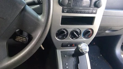 2007 08 09 Dodge Caliber Temperature Control w/ Air Conditioning - Image 1 of 4