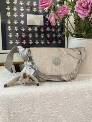 NWT Kipling arvin silver beige snake ac8249 279 - Image 1 of 4
