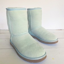 mint green uggs