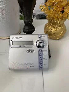 SONY MD WALKMAN MZ-N707   Recordable Mini Disk Player with accessories and MD's  - Picture 1 of 8